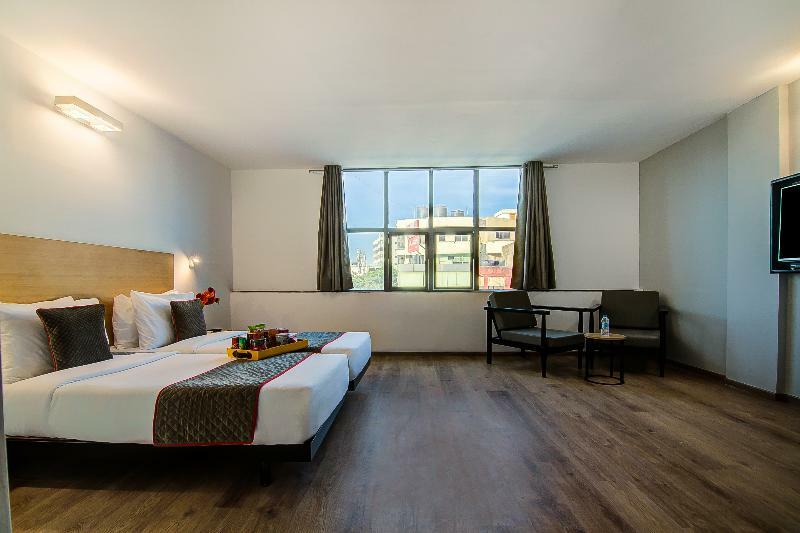 Oyo Townhouse 42 Urvashi Theatre Hotel Chennai Exterior foto