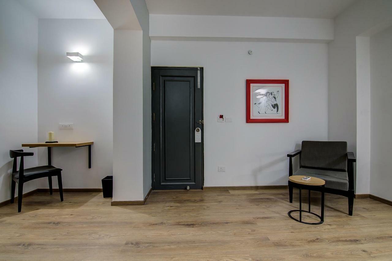 Oyo Townhouse 42 Urvashi Theatre Hotel Chennai Exterior foto